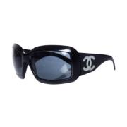 Pre-owned Plastic sunglasses Chanel Vintage , Black , Dames