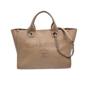 Pre-owned Leather chanel-bags Chanel Vintage , Beige , Dames