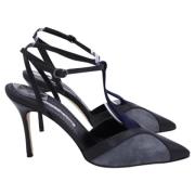 Pre-owned Suede heels Manolo Blahnik Pre-owned , Gray , Dames