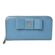 Pre-owned Leather wallets Prada Vintage , Blue , Dames