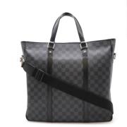 Pre-owned Canvas shoulder-bags Louis Vuitton Vintage , Black , Heren