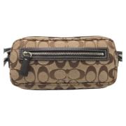 Pre-owned Canvas shoulder-bags Coach Pre-owned , Brown , Dames