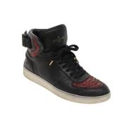 Pre-owned Leather sneakers Louis Vuitton Vintage , Black , Dames