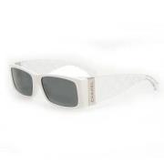 Pre-owned Plastic sunglasses Chanel Vintage , White , Dames