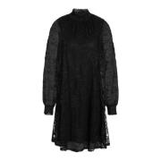 Zwarte geborduurde jurk met pofmouwen Bruuns Bazaar , Black , Dames