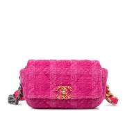 Pre-owned Fabric crossbody-bags Chanel Vintage , Pink , Dames