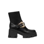 Zwarte Barok Enkel Gesp Platte Schoenen Versace , Black , Dames