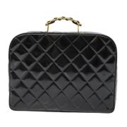 Pre-owned Leather clutches Chanel Vintage , Black , Unisex