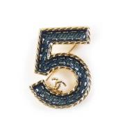 Pre-owned Metal brooches Chanel Vintage , Blue , Dames