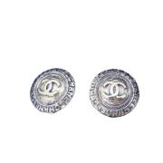 Pre-owned Metal earrings Chanel Vintage , Gray , Dames