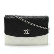 Pre-owned Leather wallets Chanel Vintage , Black , Dames