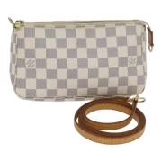 Pre-owned Canvas clutches Louis Vuitton Vintage , White , Dames