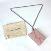 Pre-owned Leather necklaces Louis Vuitton Vintage , Pink , Dames