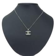 Pre-owned Stainless Steel chanel-jewelry Chanel Vintage , Gray , Dames