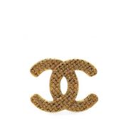 Pre-owned Metal brooches Chanel Vintage , Yellow , Dames