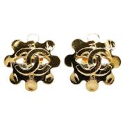 Pre-owned Metal earrings Chanel Vintage , Yellow , Dames