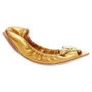 Pre-owned Leather flats Miu Miu Pre-owned , Yellow , Dames