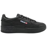 Solid Black Low Top Sneakers Autry , Black , Heren