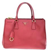 Pre-owned Leather prada-bags Prada Vintage , Red , Dames