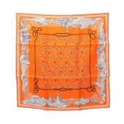 Pre-owned Silk scarves Hermès Vintage , Orange , Dames