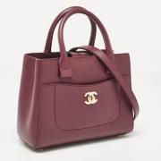 Pre-owned Leather totes Chanel Vintage , Red , Dames