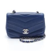 Pre-owned Leather chanel-bags Chanel Vintage , Blue , Dames