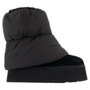 Leather boots UGG , Black , Dames