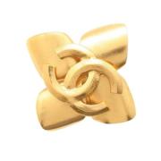 Pre-owned Metal brooches Chanel Vintage , Yellow , Dames