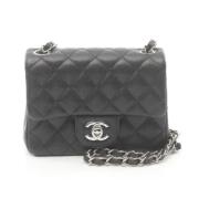 Pre-owned Leather crossbody-bags Chanel Vintage , Black , Dames