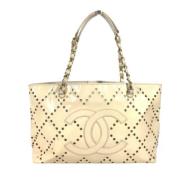 Pre-owned Leather chanel-bags Chanel Vintage , Beige , Dames