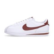 Witte/Donkere Pony Lage Schoenen Nike , White , Heren