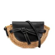 Pre-owned Leather shoulder-bags Loewe Pre-owned , Black , Dames