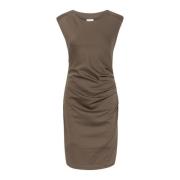 Elegante jurk met ronde hals en gedrapeerde effecten Kaffe , Brown , D...