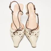 Pre-owned Leather heels Prada Vintage , Beige , Dames