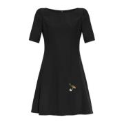 Jurk met decoratieve veiligheidsspelden Versace , Black , Dames