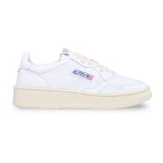 Lage Leren Witte Schoenen in Wht/Wht Autry , White , Dames