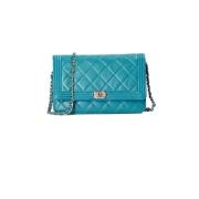 Pre-owned Leather chanel-bags Chanel Vintage , Blue , Dames