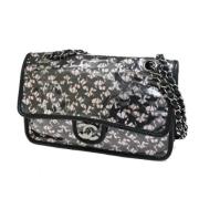 Pre-owned Vinyl shoulder-bags Chanel Vintage , Black , Dames