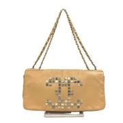 Pre-owned Leather chanel-bags Chanel Vintage , Beige , Dames