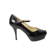 Pre-owned Leather heels Yves Saint Laurent Vintage , Black , Dames