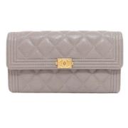 Pre-owned Leather wallets Chanel Vintage , Gray , Dames