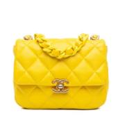 Pre-owned Leather chanel-bags Chanel Vintage , Yellow , Dames