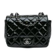 Pre-owned Leather crossbody-bags Chanel Vintage , Black , Dames