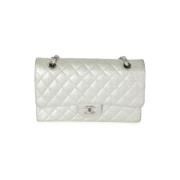 Pre-owned Leather clutches Chanel Vintage , Gray , Dames