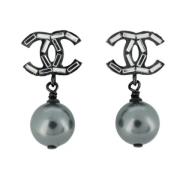 Pre-owned Metal earrings Chanel Vintage , Black , Dames