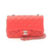 Pre-owned Leather shoulder-bags Chanel Vintage , Red , Dames