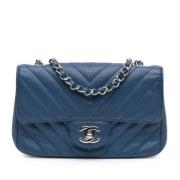 Pre-owned Leather crossbody-bags Chanel Vintage , Blue , Dames