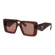 Stijlvolle zonnebril voor trendy look Prada , Brown , Dames