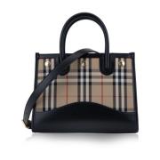 Klassieke Check Schoudertas met Knoopsluiting Burberry , Black , Dames