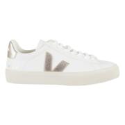 Stijlvolle Sneakers voor Stedelijke Avonturen Veja , White , Dames